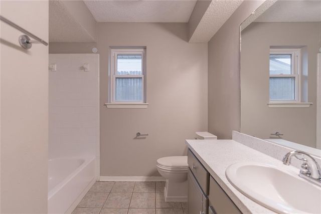 10445 Dover Drive, Yukon, OK 73099