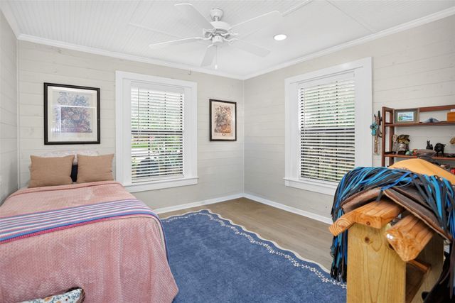 107 Charles Street, Crockett, TX 75835