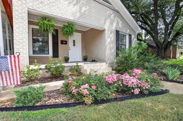 107 Charles Street, Crockett, TX 75835