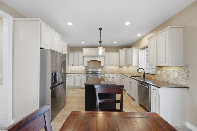 18081 25 Mile Road, Macomb, MI 48042