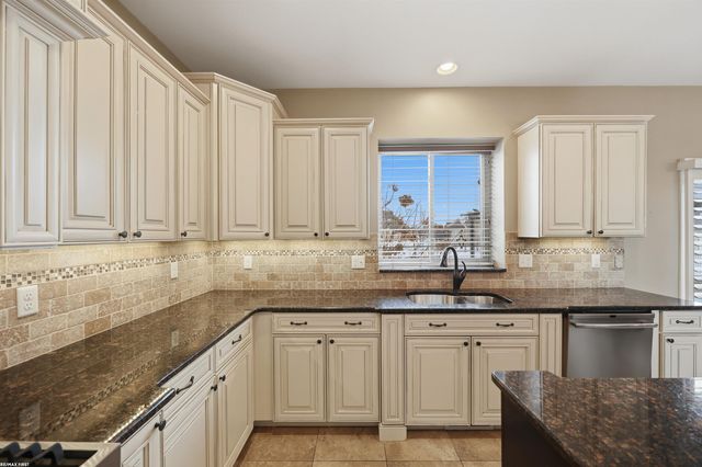 18081 25 Mile Road, Macomb, MI 48042