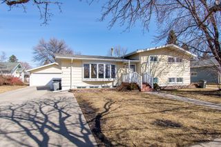 1406 24th Avenue S, Moorhead, MN 56560