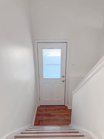 9052 W 92nd Street, Hickory Hills, IL 60457