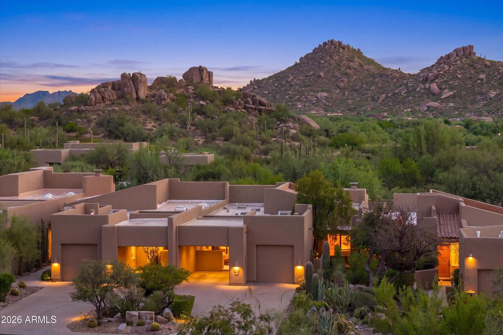 9250 E WHITETHORN Circle, Scottsdale, AZ 85266 — exterior