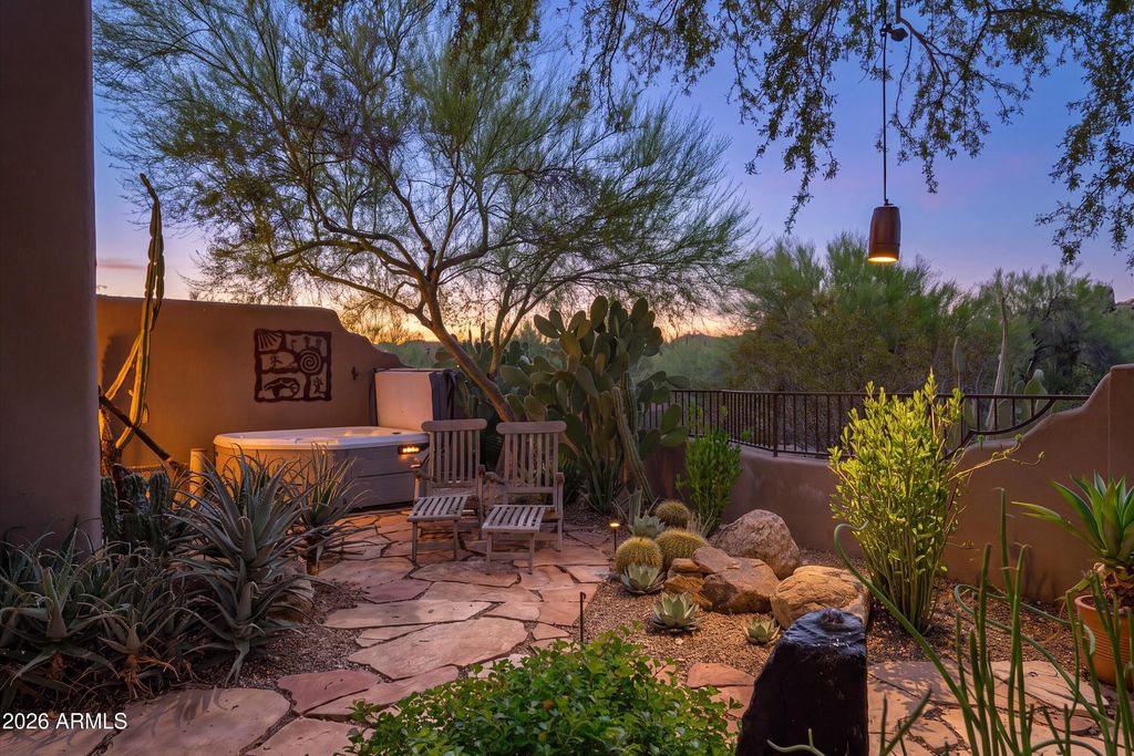 9250 E WHITETHORN Circle, Scottsdale, AZ 85266 — photo 2