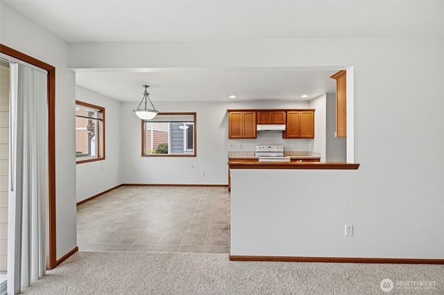 557 Neff Circle, Burlington, WA 98233