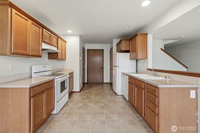 557 Neff Circle, Burlington, WA 98233