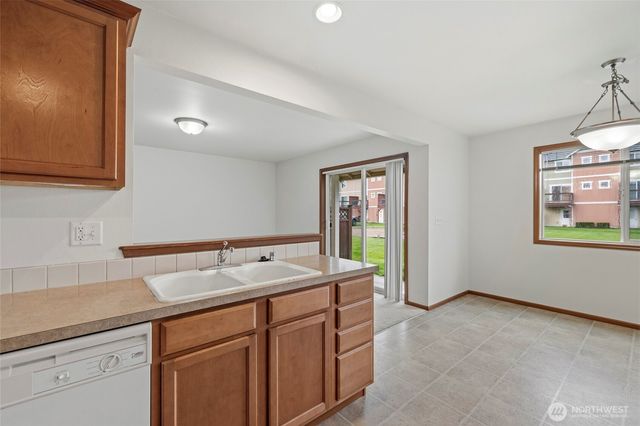 557 Neff Circle, Burlington, WA 98233