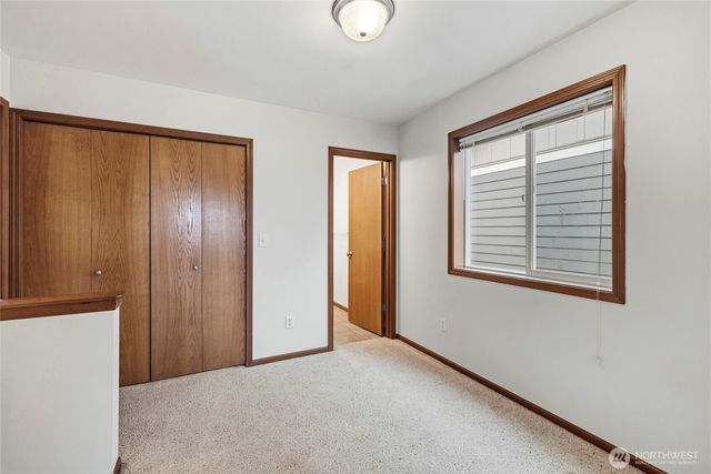 557 Neff Circle, Burlington, WA 98233