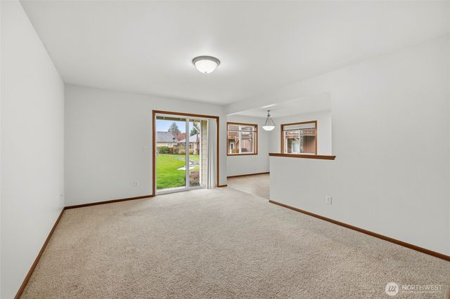 557 Neff Circle, Burlington, WA 98233