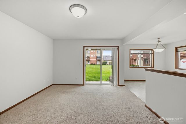 557 Neff Circle, Burlington, WA 98233