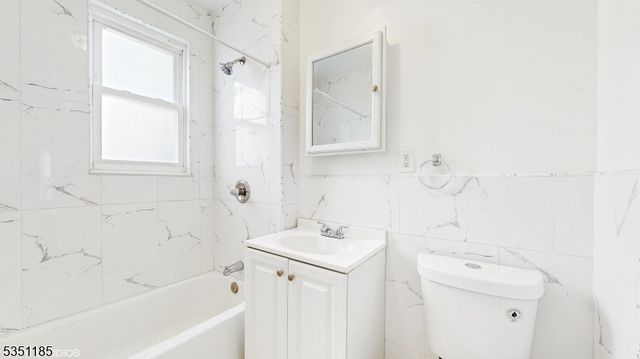 163 Freeman Ave, East Orange City, NJ 07018
