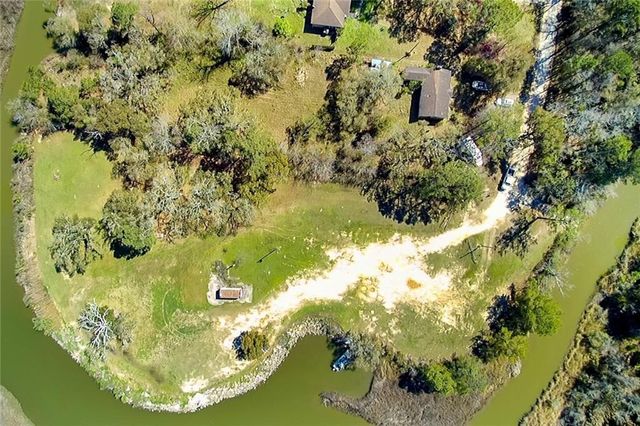 8415 Carlyle Drive, Theodore, AL 36582