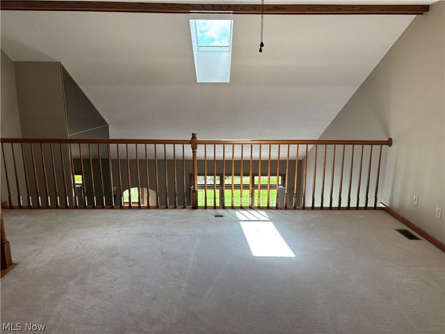 1136 Pine Bluff Drive NE, New Philadelphia, OH 44663