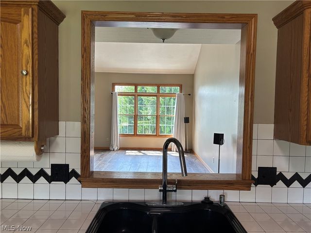 1136 Pine Bluff Drive NE, New Philadelphia, OH 44663