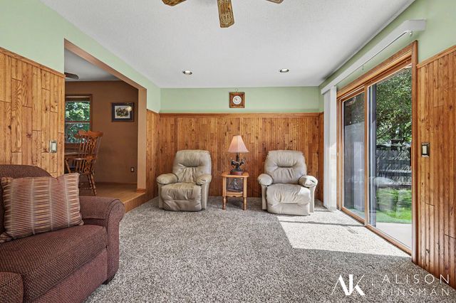3714 Oskalossa Drive SW, Grandville, MI 49418