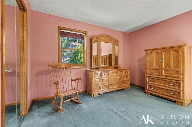 3714 Oskalossa Drive SW, Grandville, MI 49418