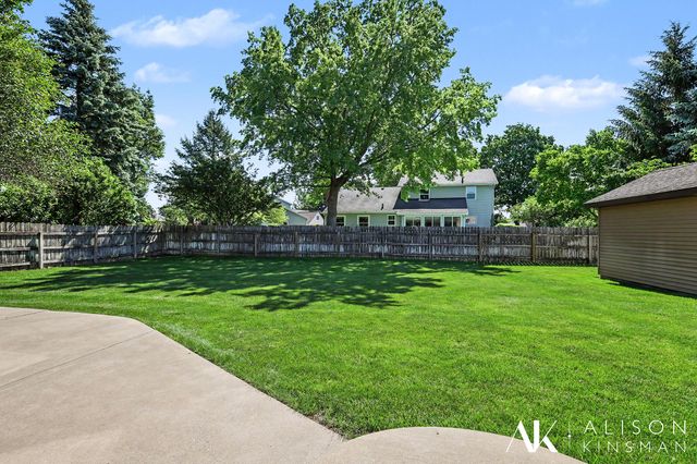 3714 Oskalossa Drive SW, Grandville, MI 49418