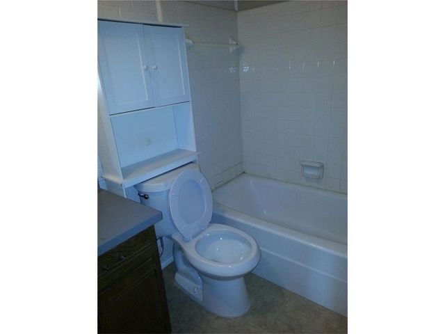 1724 W Sanford Street W D, Arlington, TX 76012