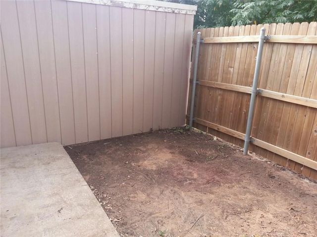 1724 W Sanford Street W D, Arlington, TX 76012