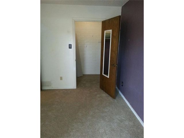 1724 W Sanford Street W D, Arlington, TX 76012