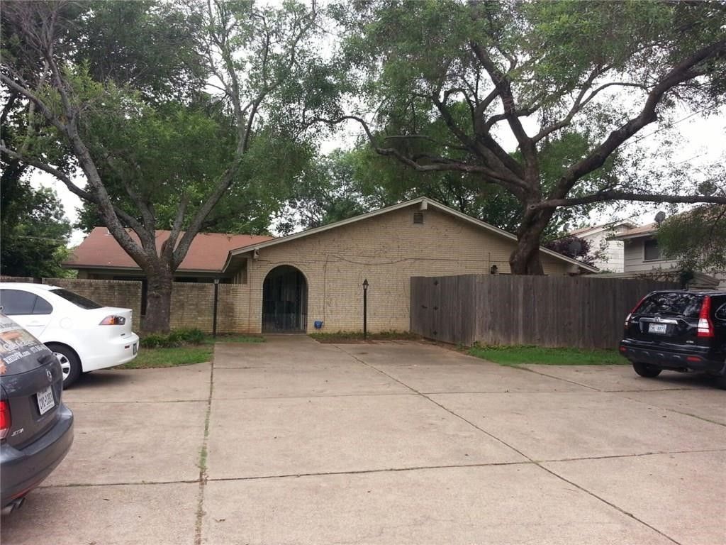1724 W Sanford Street W D, Arlington, TX 76012