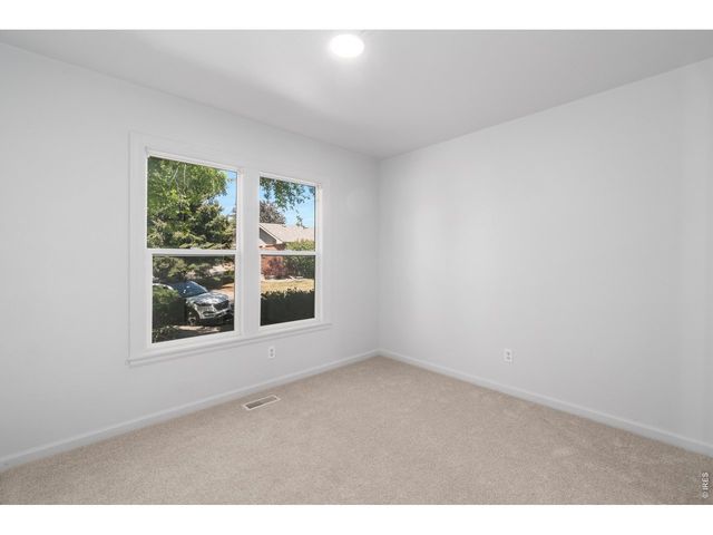 450 Radiant Dr, Loveland, CO 80538