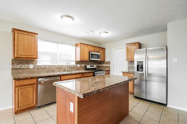 19410 Pine Cluster Lane, Humble, TX 77346