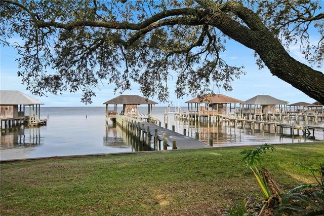 14629 Scenic Highway 98, Fairhope, AL 36532