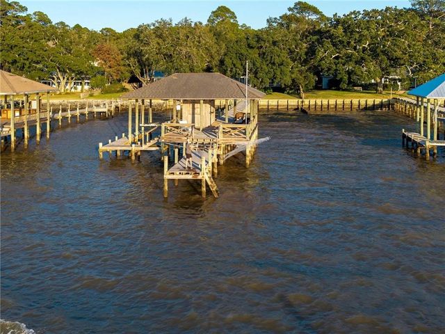 14629 Scenic Highway 98, Fairhope, AL 36532