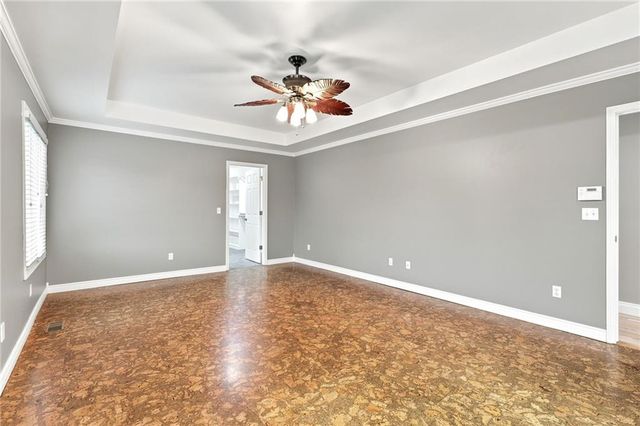 608 NE Ashmont Place, Lee's Summit, MO 64064