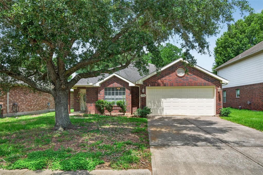 1208 Cambay Drive, Rosenberg, TX 77471