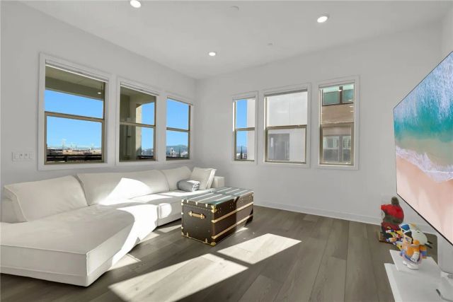 1958 Hollyleaf Terrace, Montebello, CA 90640