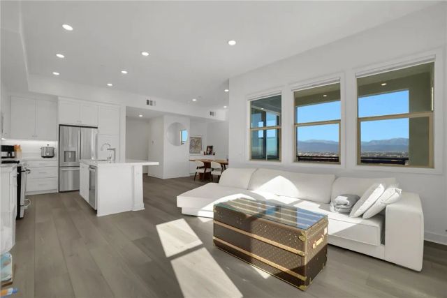 1958 Hollyleaf Terrace, Montebello, CA 90640