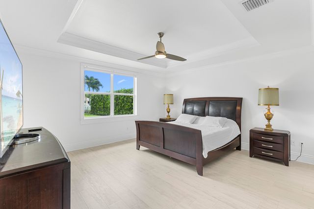 9460 Wrangler Drive, Wellington, FL 33467