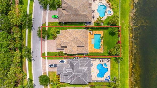 9460 Wrangler Drive, Wellington, FL 33467