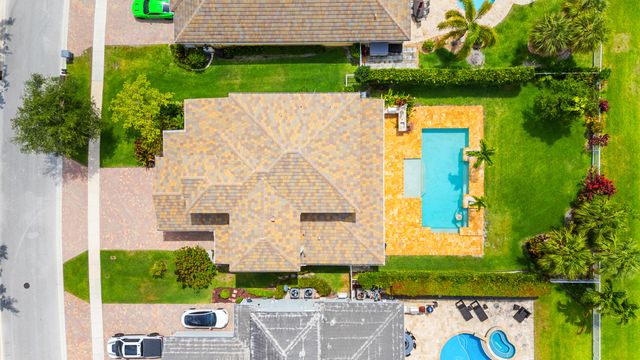 9460 Wrangler Drive, Wellington, FL 33467