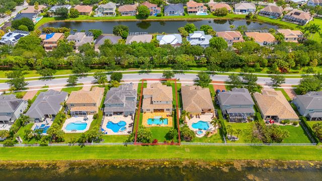 9460 Wrangler Drive, Wellington, FL 33467