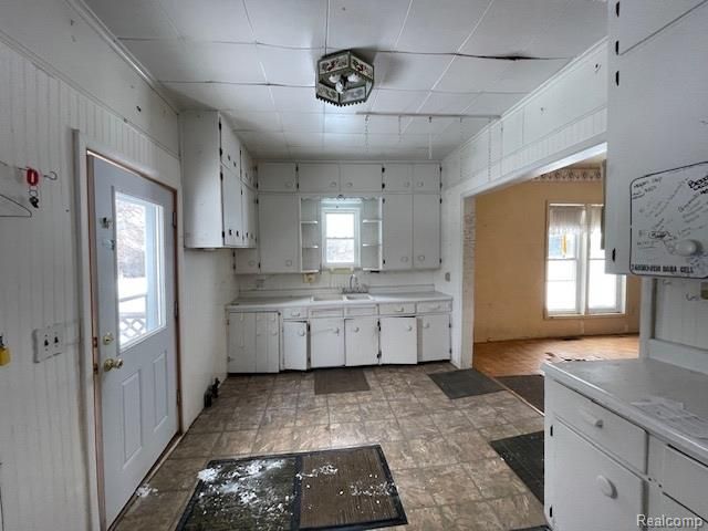 10210 County Line Road, Groveland Township, MI 48462