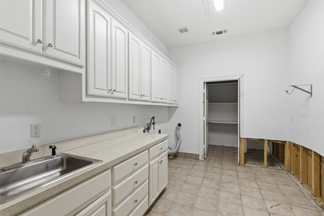 270 Brookbend Drive, Waxahachie, TX 75165