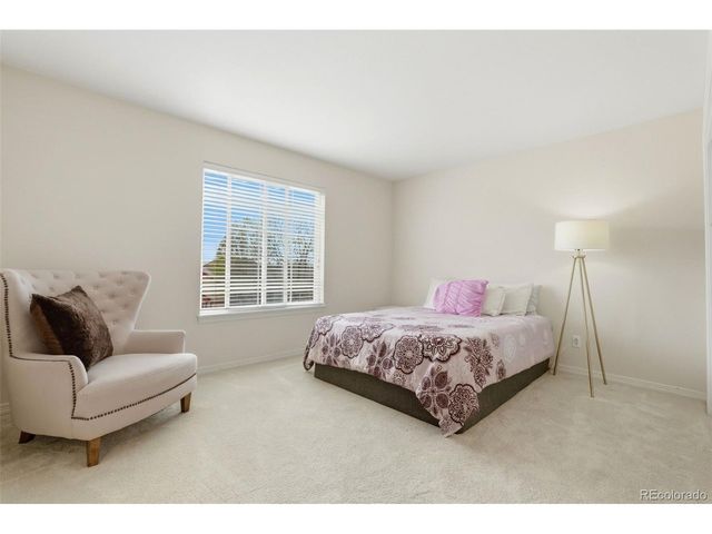 6052 S Andes Cir, Aurora, CO 80016