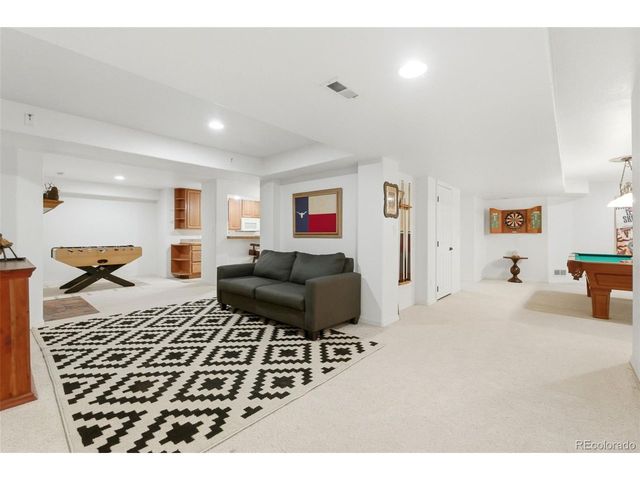 6052 S Andes Cir, Aurora, CO 80016