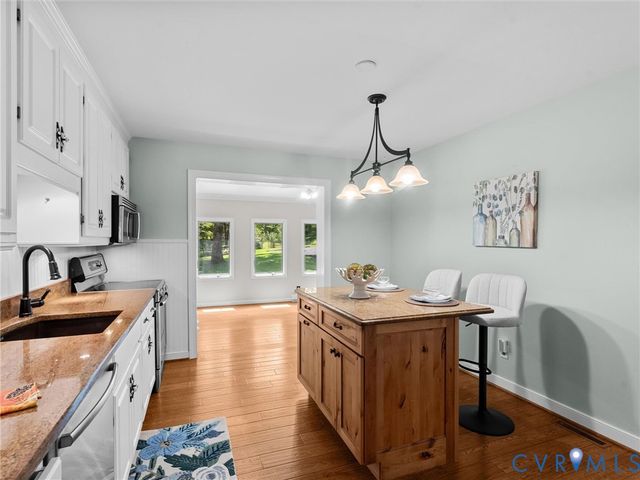 17221 Pouncey Tract Rd, Rockville, VA 23146