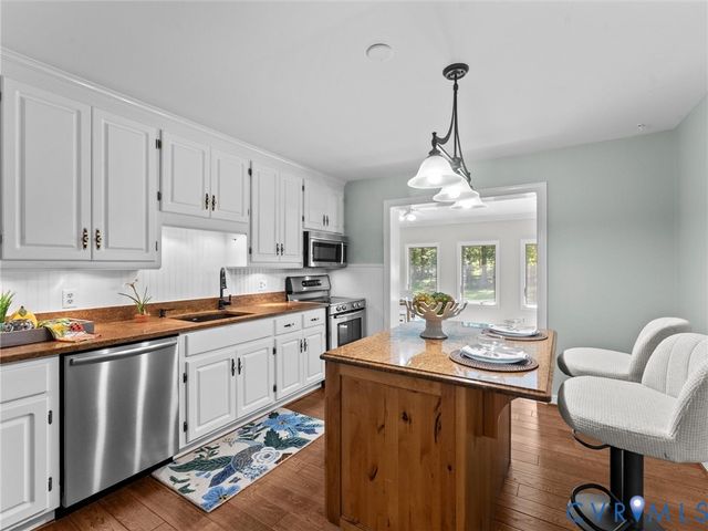 17221 Pouncey Tract Rd, Rockville, VA 23146
