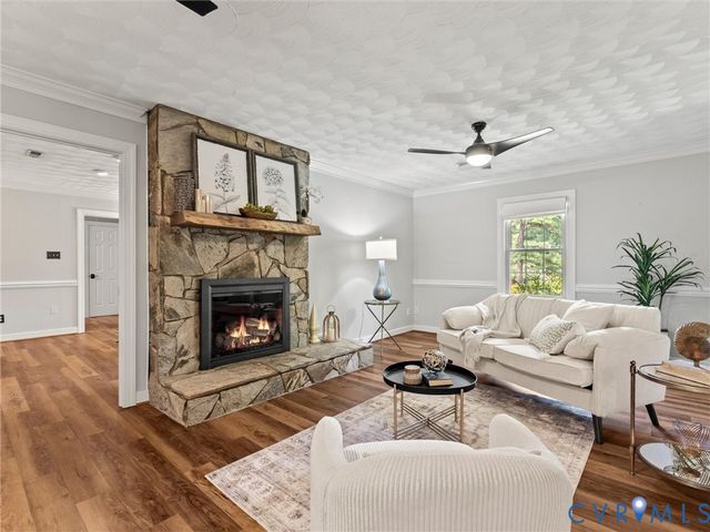 17221 Pouncey Tract Rd, Rockville, VA 23146