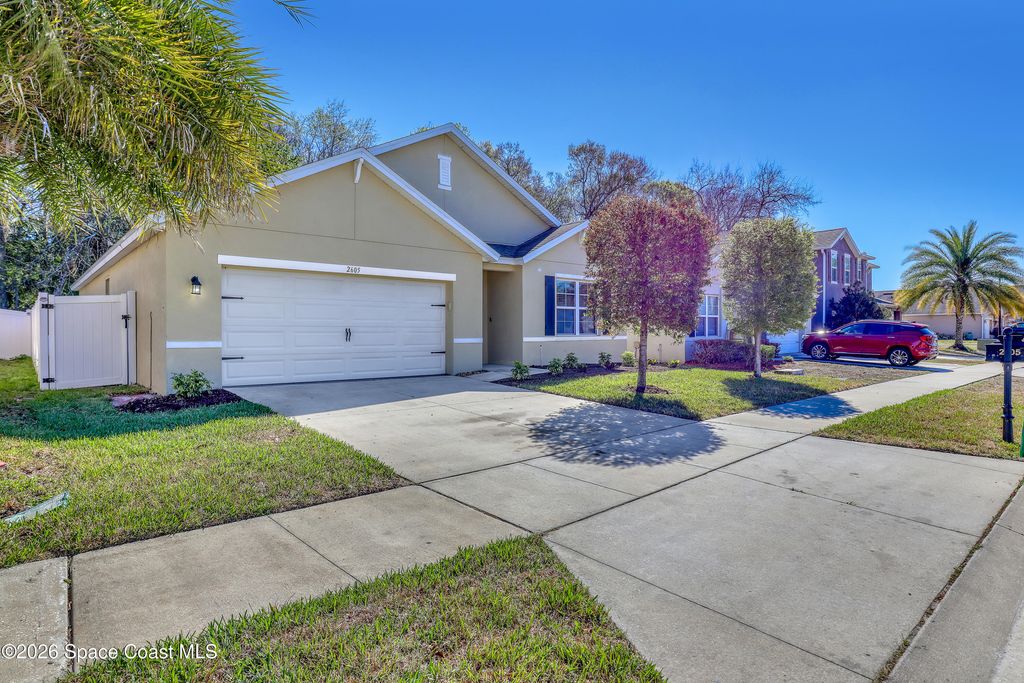 2605 Falcon Lane, Mims, FL 32754