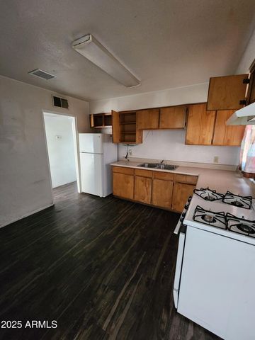 2244 W GEORGIA Avenue, Phoenix, AZ 85015