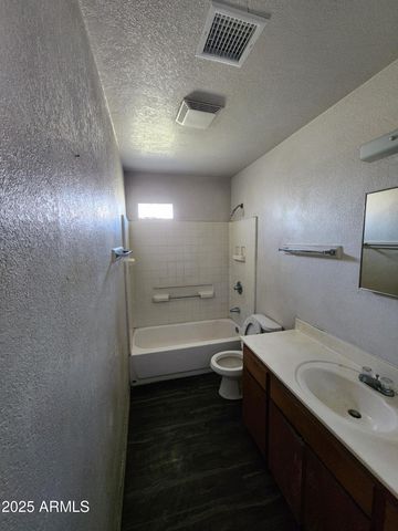 2244 W GEORGIA Avenue, Phoenix, AZ 85015