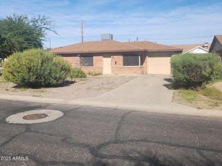 2244 W GEORGIA Avenue, Phoenix, AZ 85015