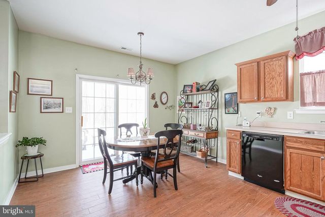 425 PERIWINKLE DR, Woodbury, NJ 08096